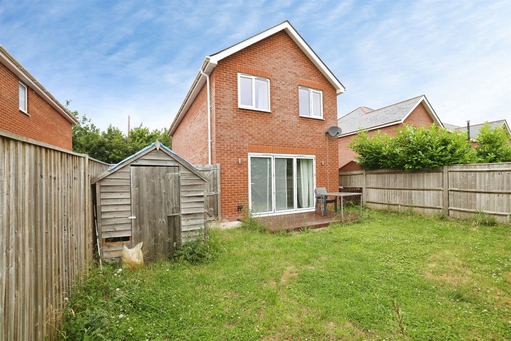 Property photo 2 of 14