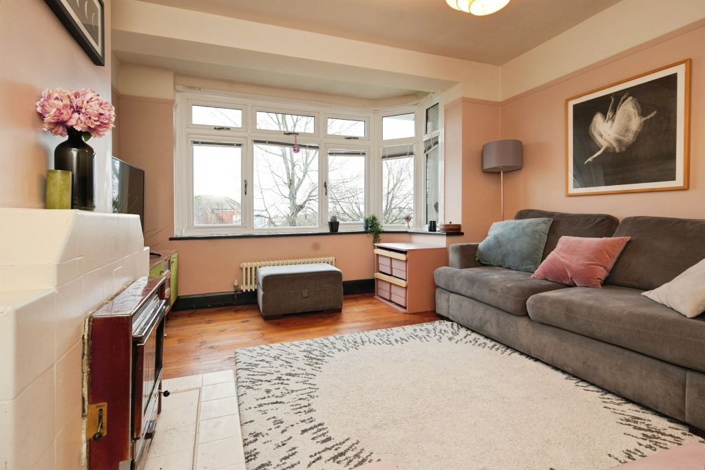 Property photo 3 of 18