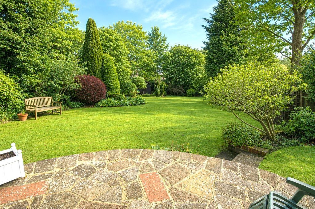 Additional image 2 of 5 bed detached house for saleCourt Hill, Chipstead, Coulsdon CR5