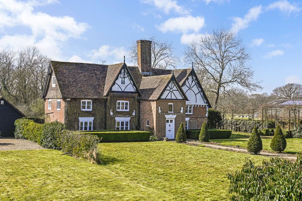 Property photo 1 of 37