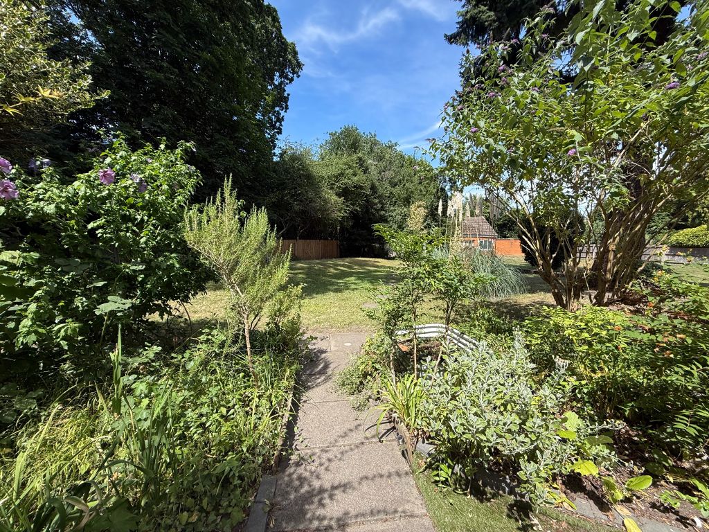 Property photo 2 of 11