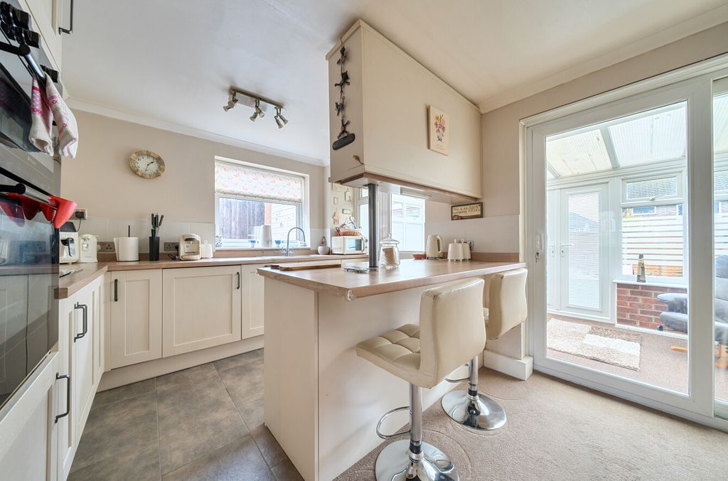 Property photo 2 of 26 1406529-17-6980Aa...