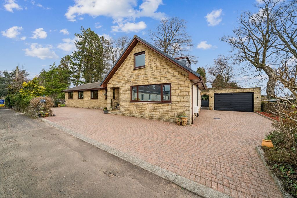 Property photo 1 of 35