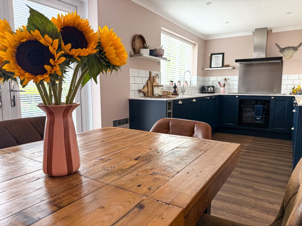 Property photo 2 of 39 5444233