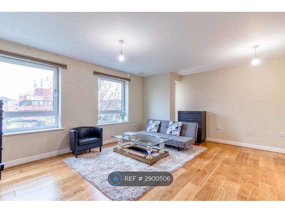 Property photo 2 of 12