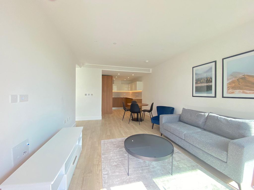 Property photo 2 of 12