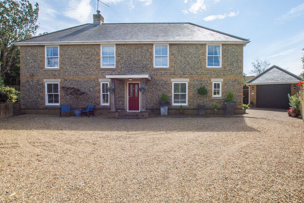 Property photo 1 of 19 Photo 1