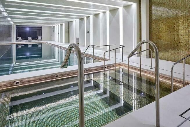 Property photo 2 of 11 Spa