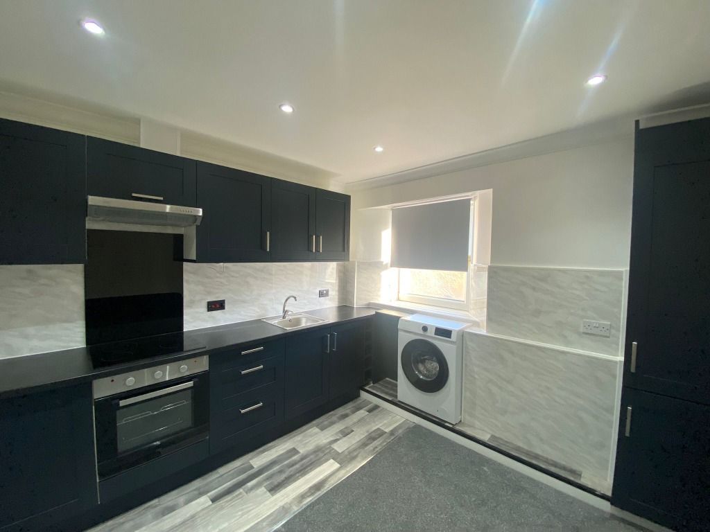 Property photo 3 of 12 Photo 3