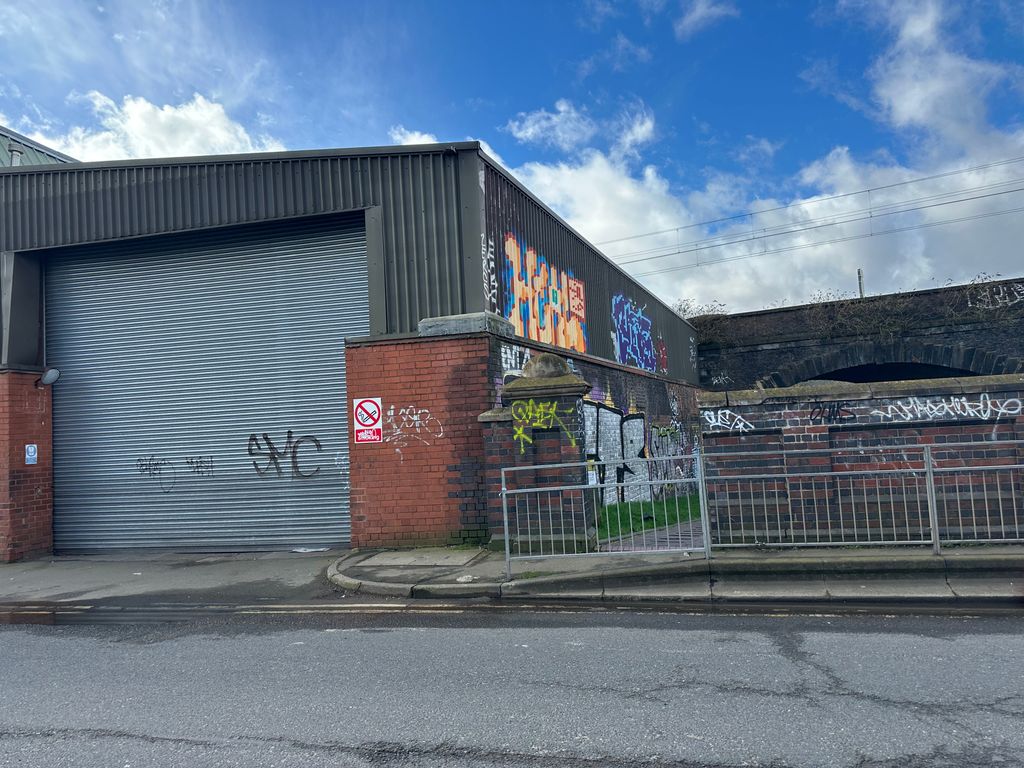 Property photo 3 of 11