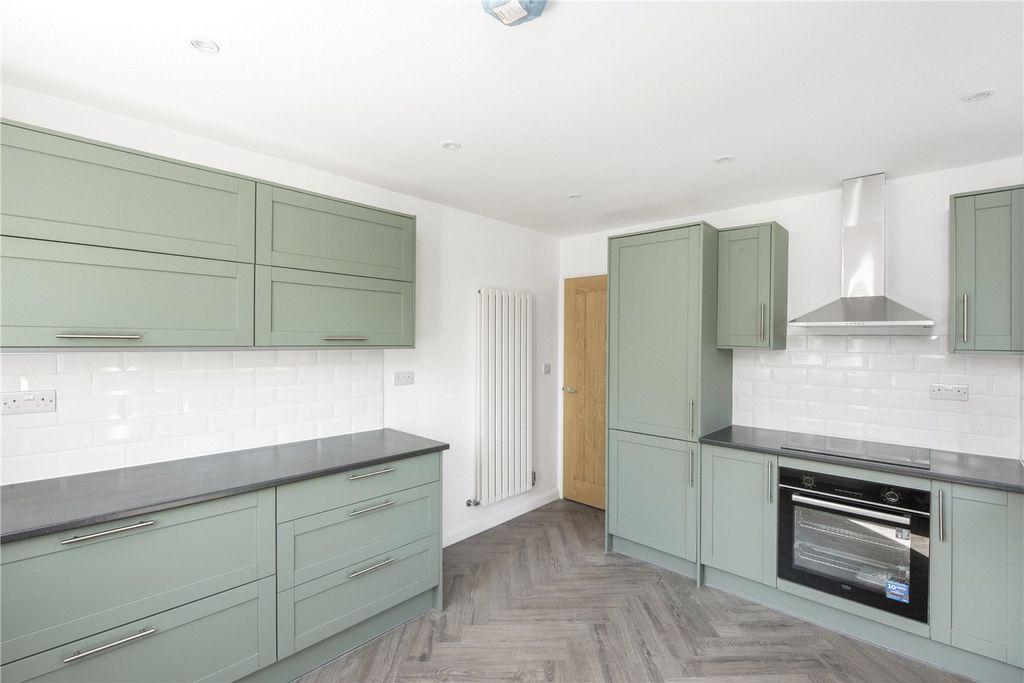 Property photo 3 of 14 Picture No. 16