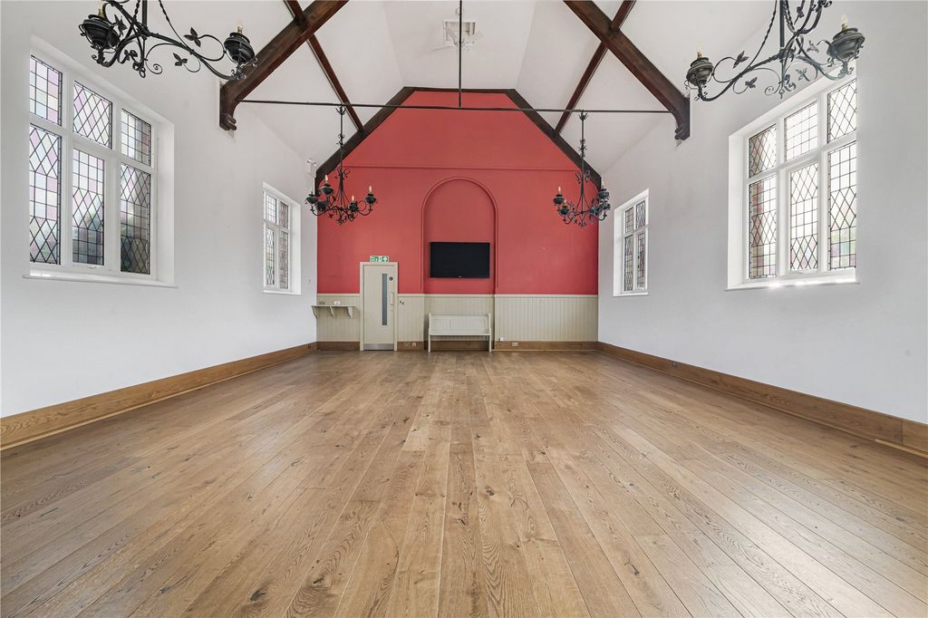 Property photo 2 of 25 Picture No. 09