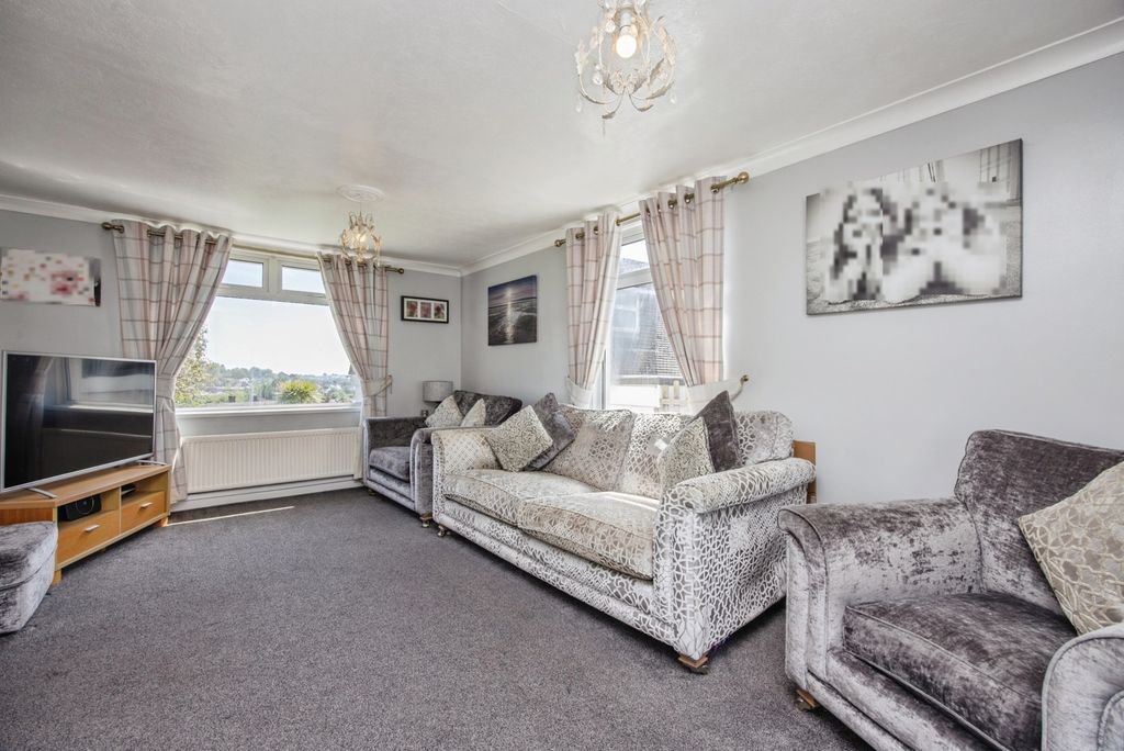 Property photo 2 of 22 Pbox-Img.Jpg