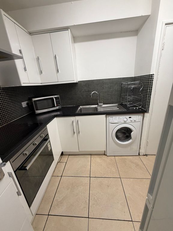 Property photo 2 of 4