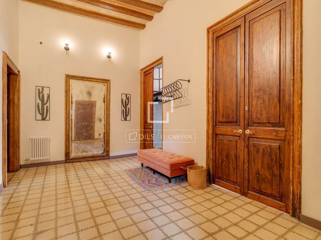 Property photo 1 of 43