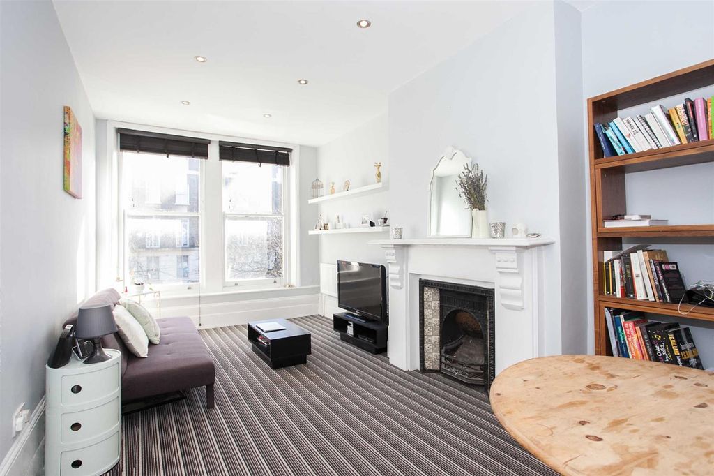 Property photo 2 of 6 Living Room