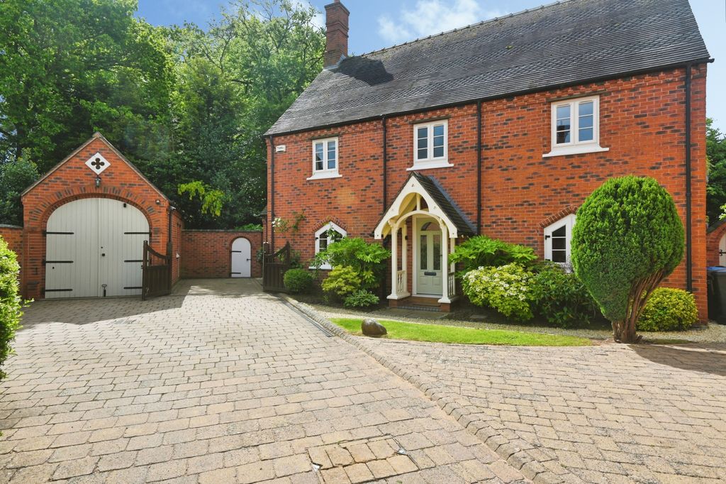 Property photo 1 of 19