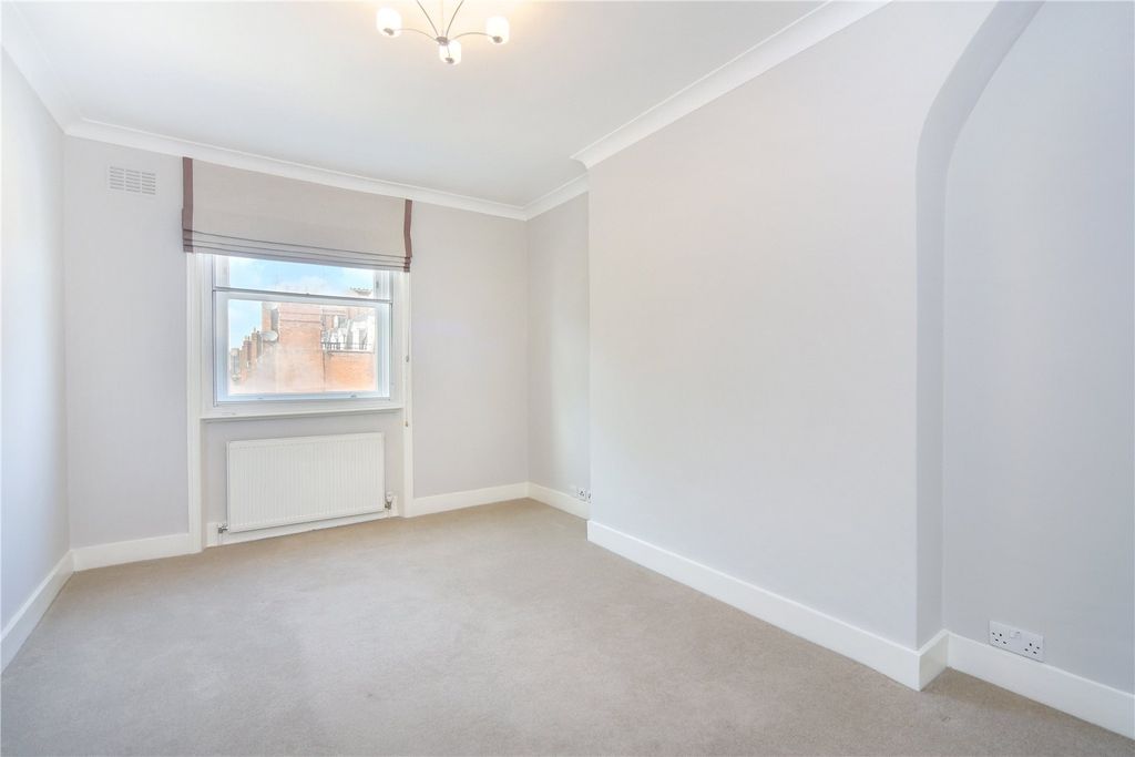 Property photo 3 of 6 Reception Room