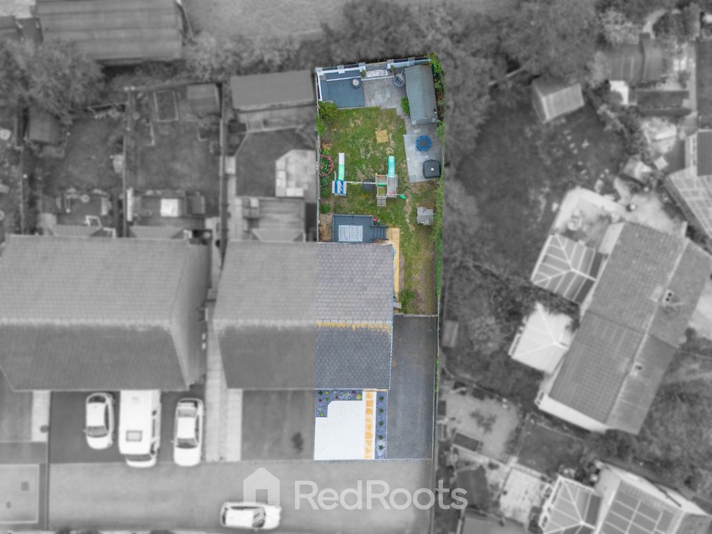 Property photo 3 of 31 4374764