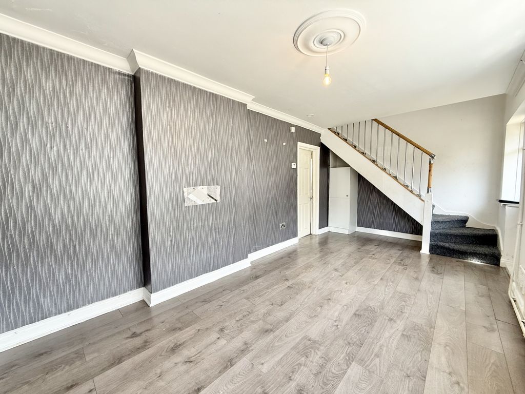 Property photo 2 of 12 Img_1951