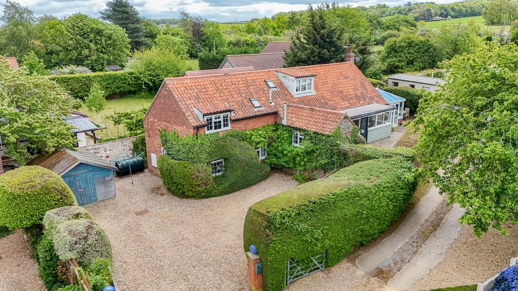 Property photo 1 of 39 5070190