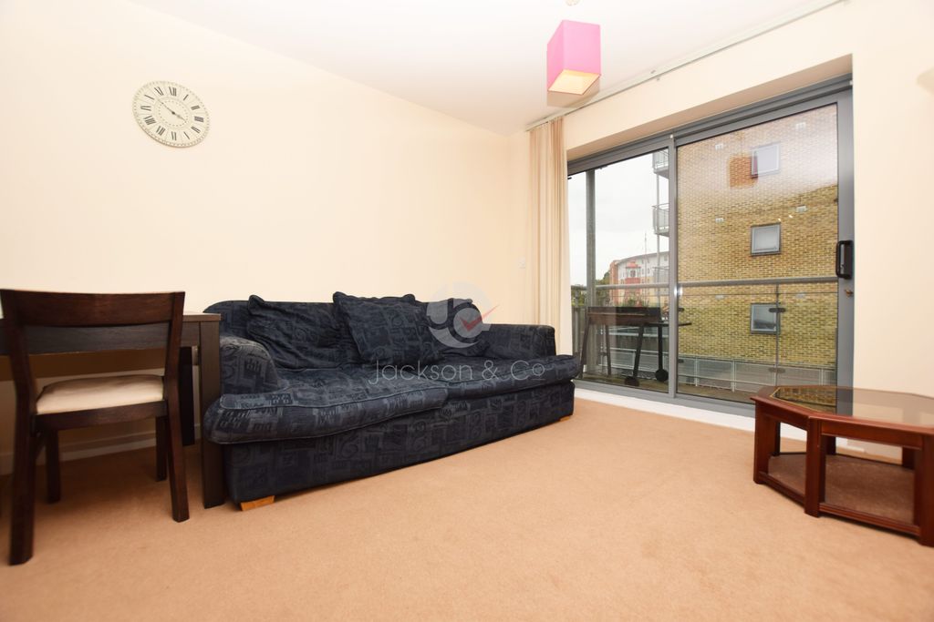 Property photo 3 of 5