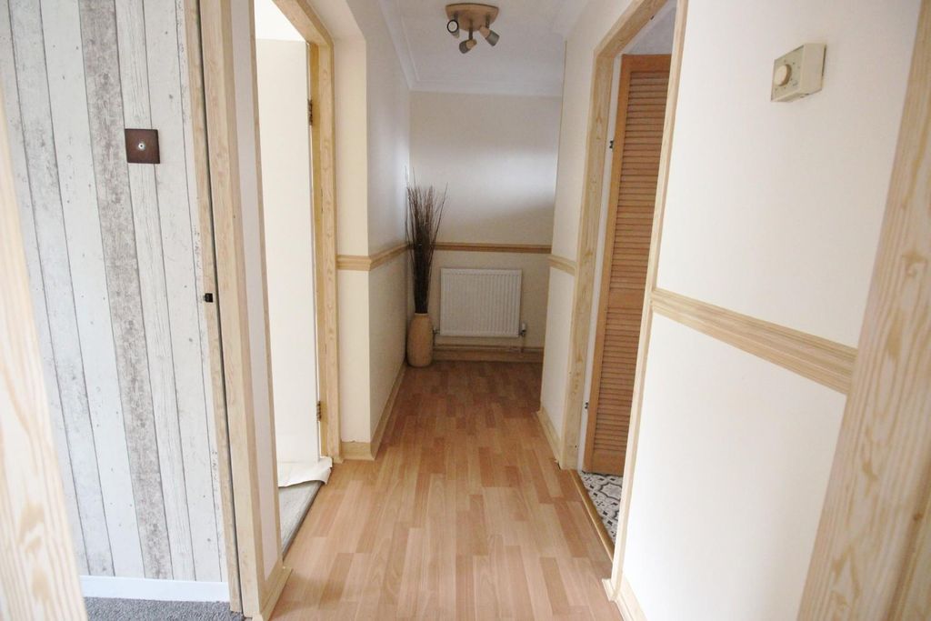 Property photo 2 of 9 Img_4456_Pe.Jpg