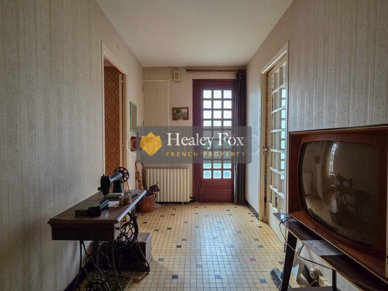 Property photo 2 of 29