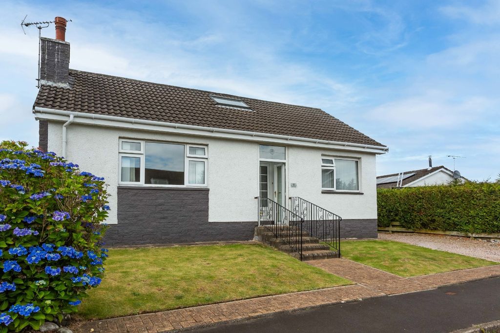 Property photo 1 of 41 4404730