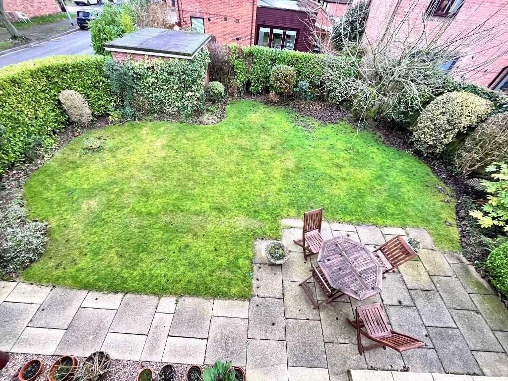 Property photo 2 of 22