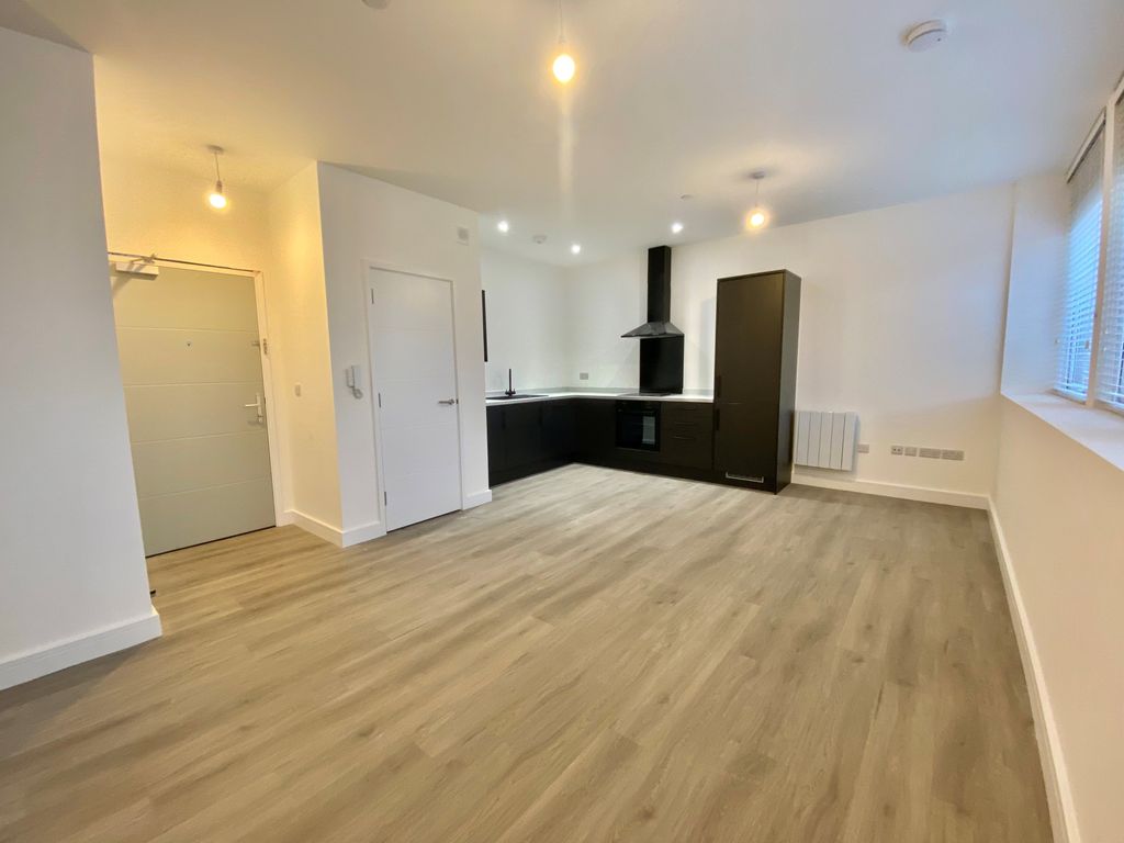 Property photo 2 of 6