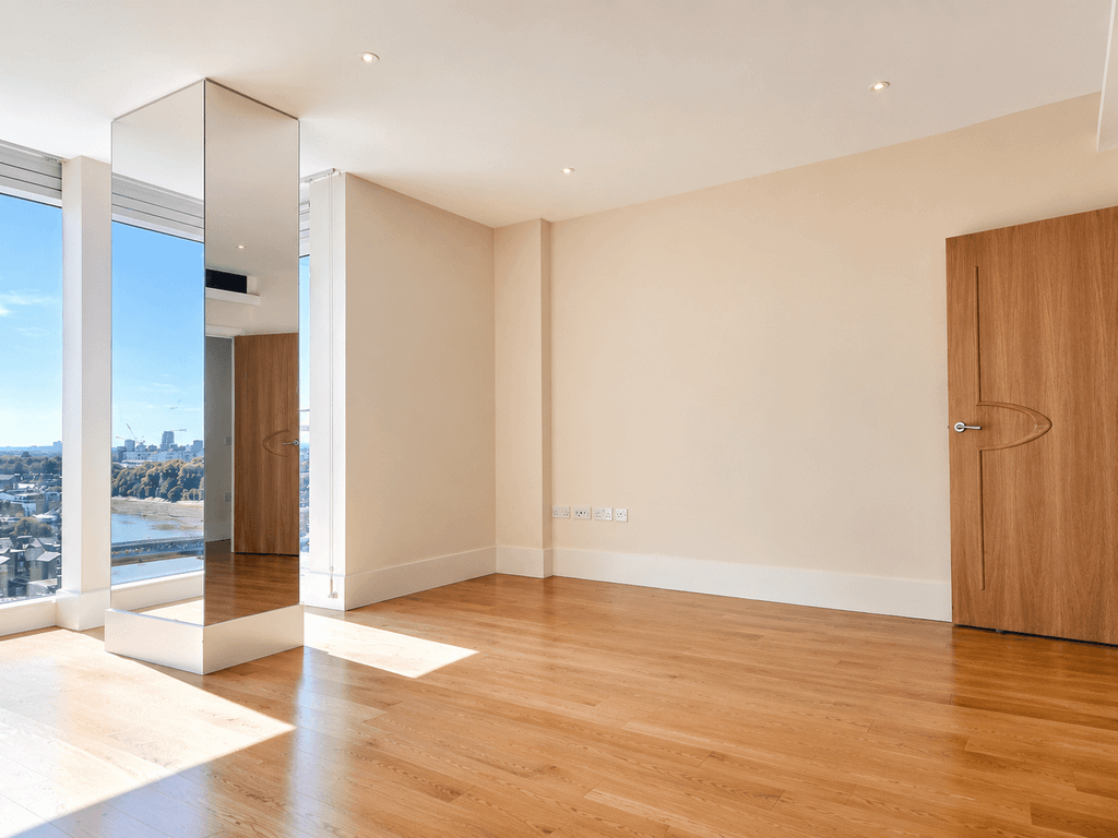 Property photo 2 of 14 Gallery