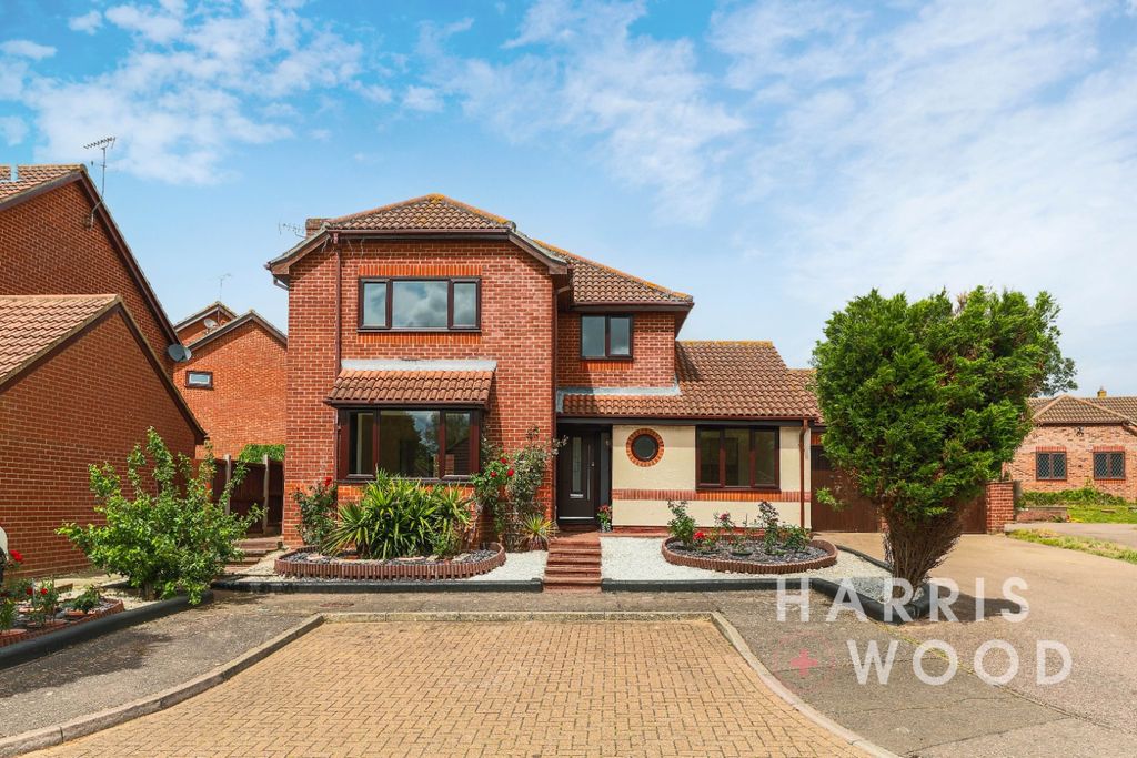 Property photo 1 of 40 4211370