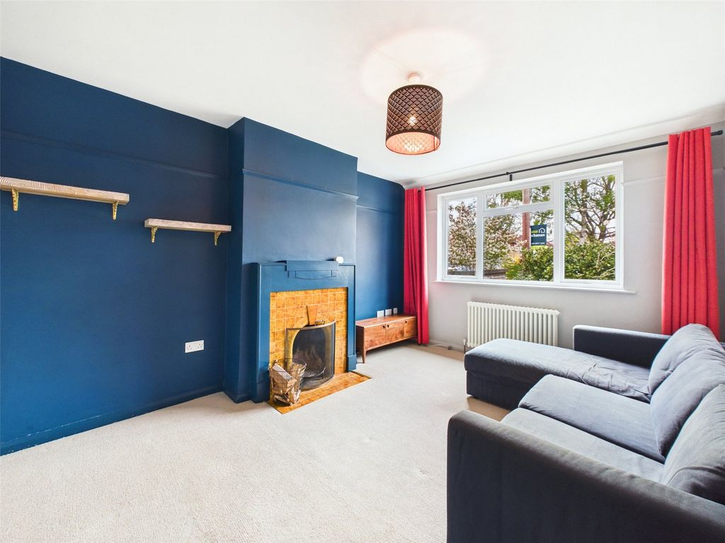 Property photo 2 of 12 Picture No. 15