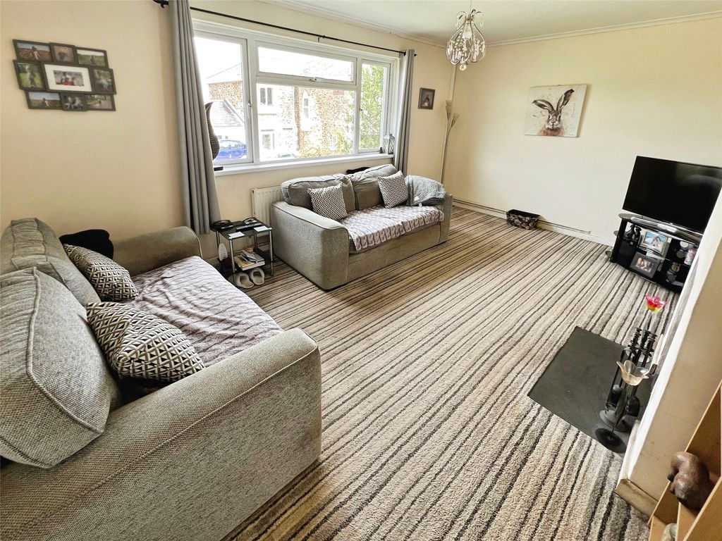 Property photo 2 of 24 Picture No. 08