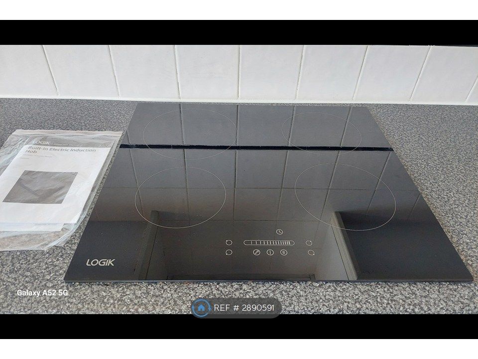 Property photo 2 of 23 Induction Hob