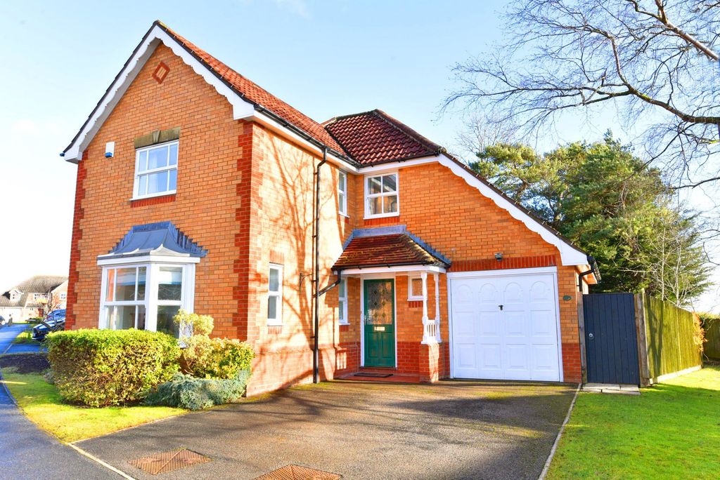 Property photo 1 of 11