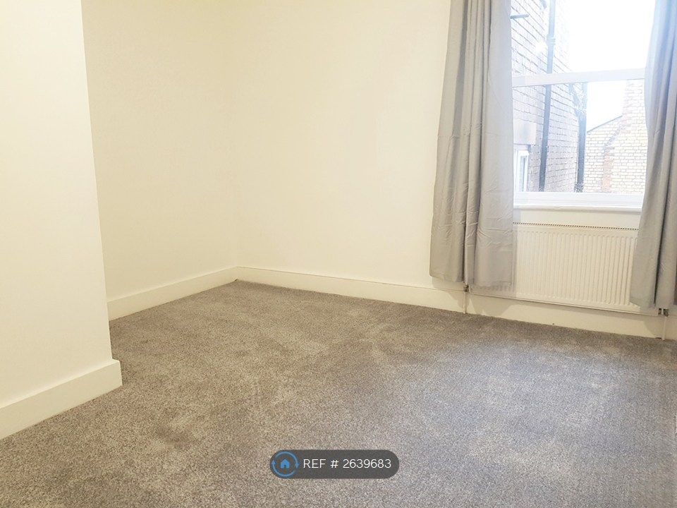 Property photo 3 of 5