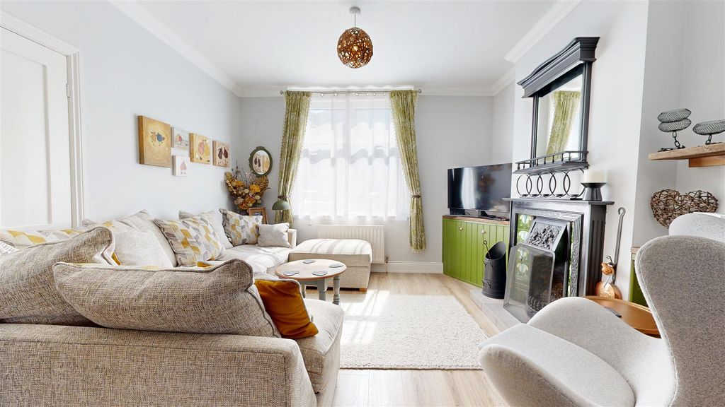 Property photo 2 of 21 04202026_114721.Jpg