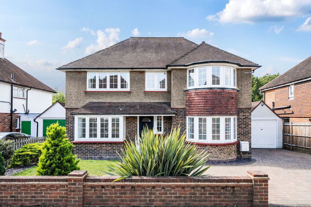 Property photo 1 of 30
