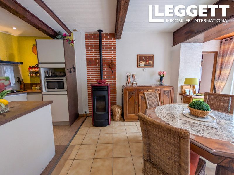 Property photo 3 of 10