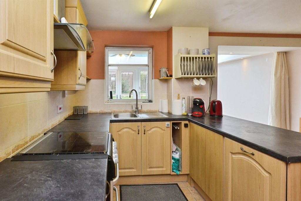 Property photo 3 of 17
