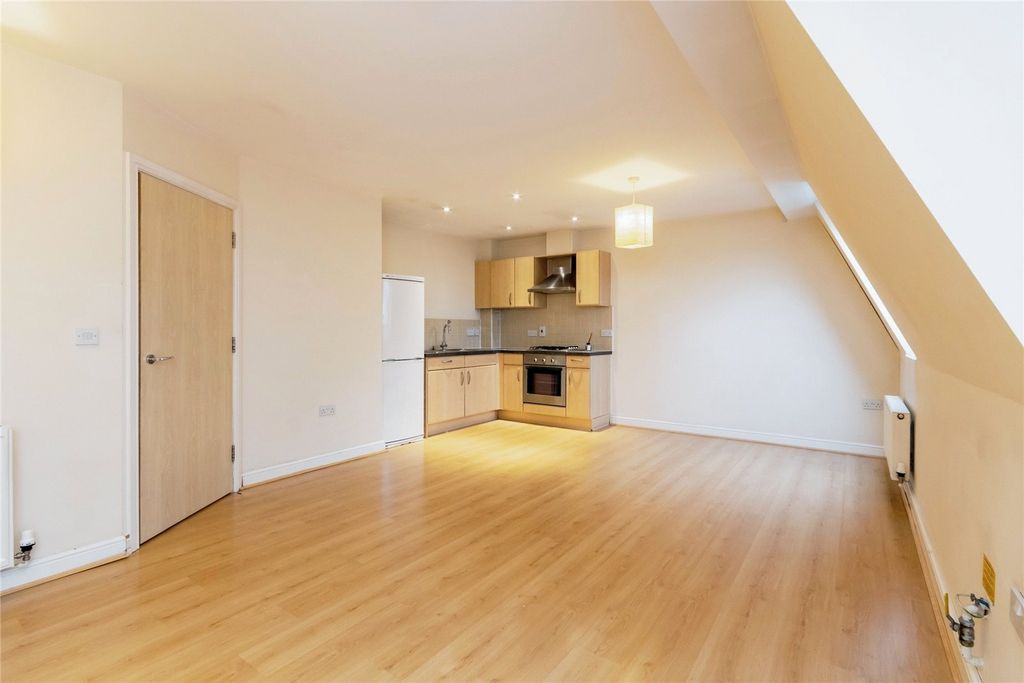 Property photo 2 of 17 Photography