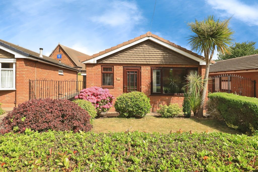 Property photo 2 of 18