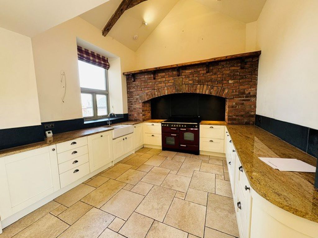 Property photo 2 of 13 Photo 1