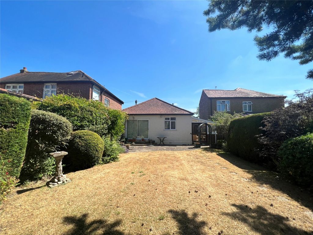 Property photo 1 of 16 Picture No. 18