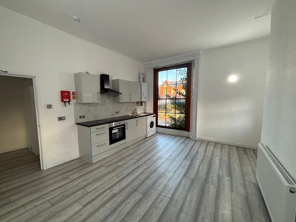 Property photo 1 of 6 Image