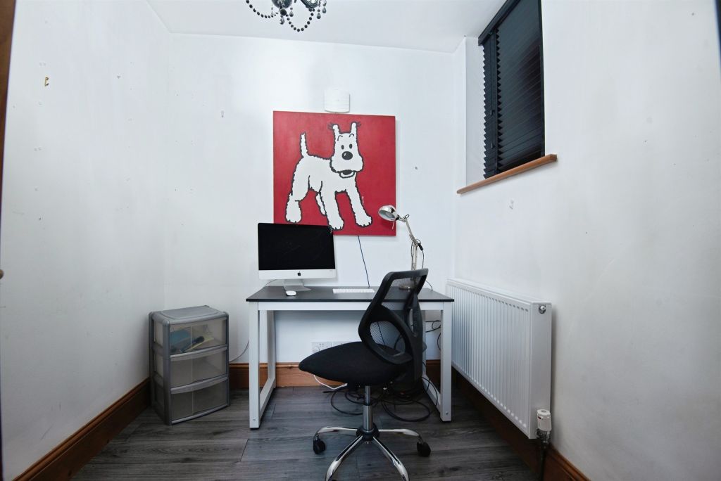 Property photo 3 of 24