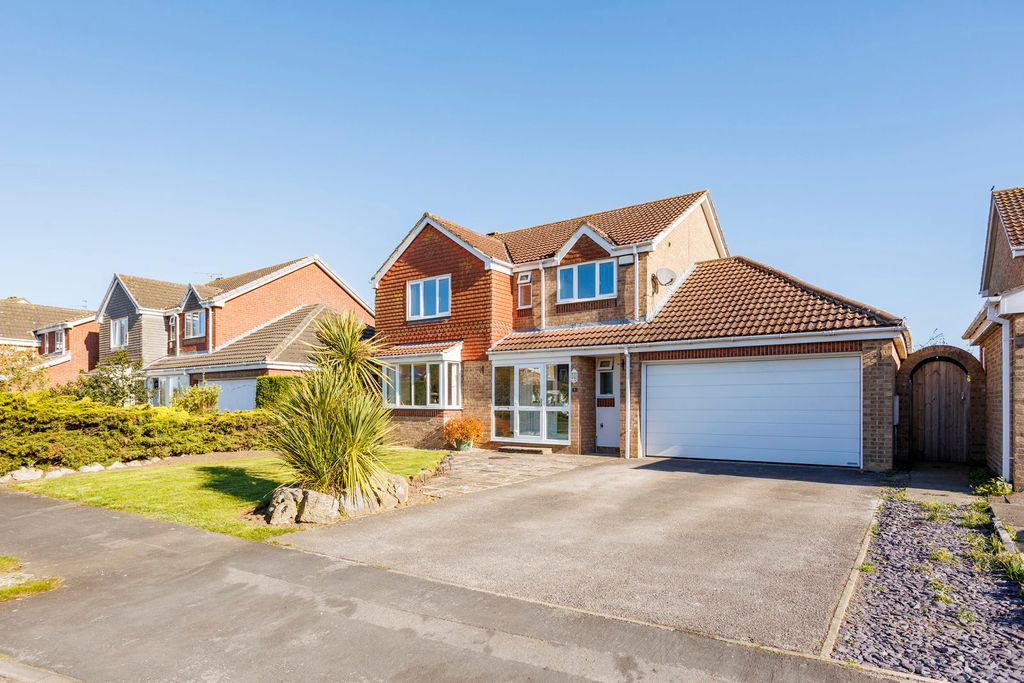 Property photo 1 of 24