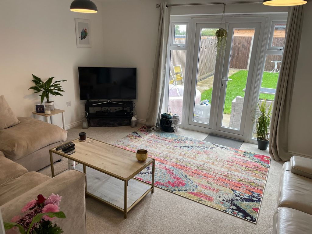 Property photo 2 of 13